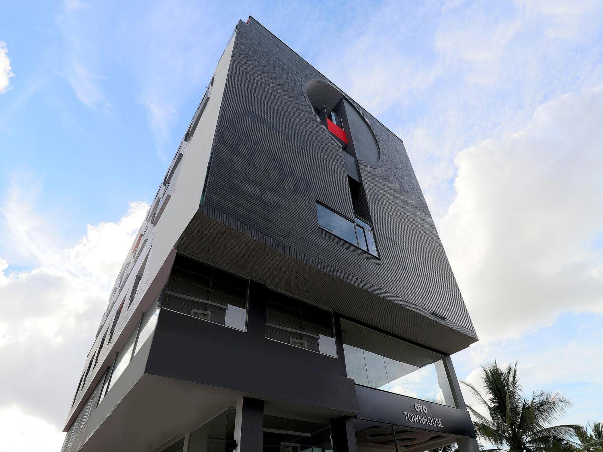 Super Townhouse Reva College University Yelahanka Bagian luar foto