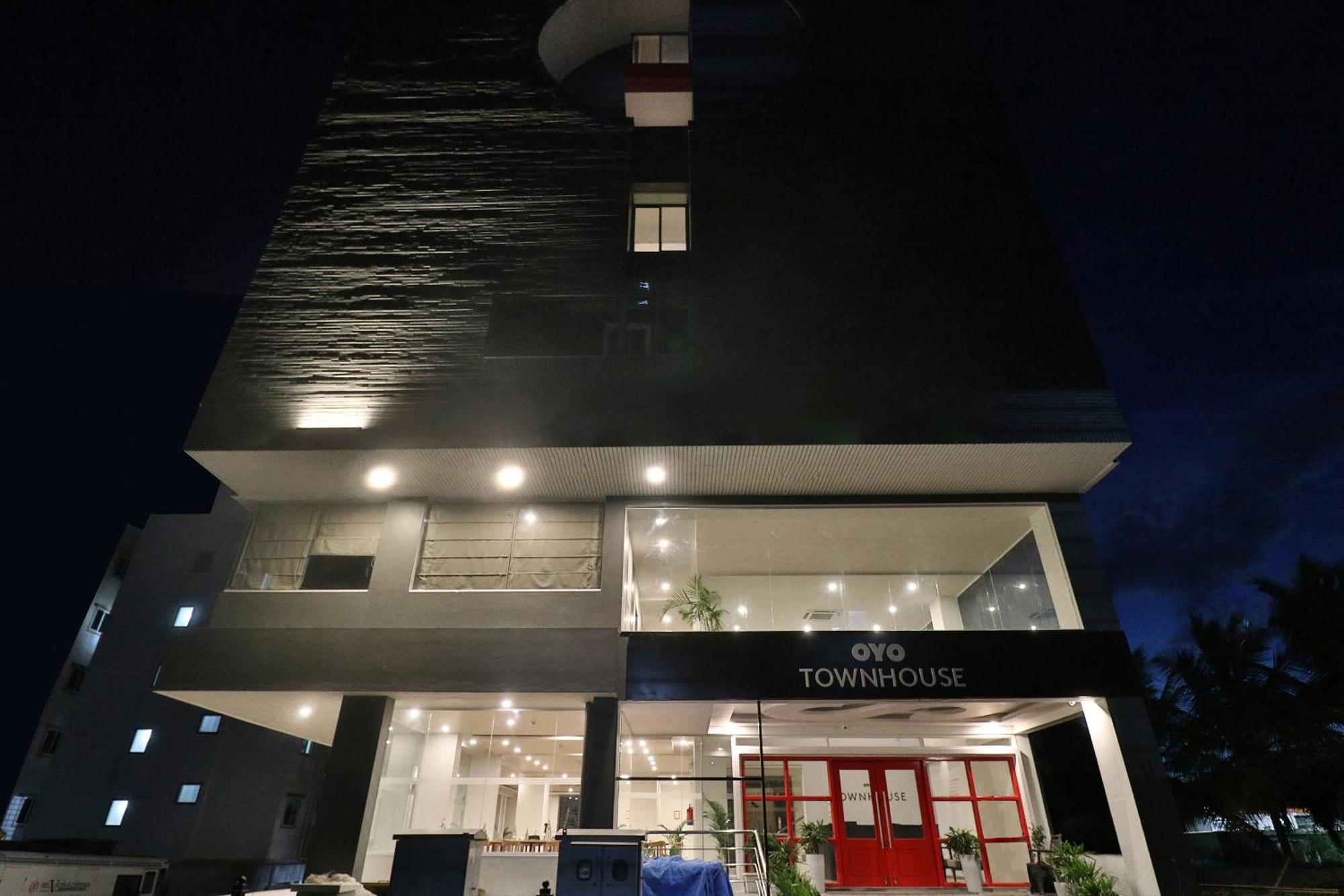 Super Townhouse Reva College University Yelahanka Bagian luar foto